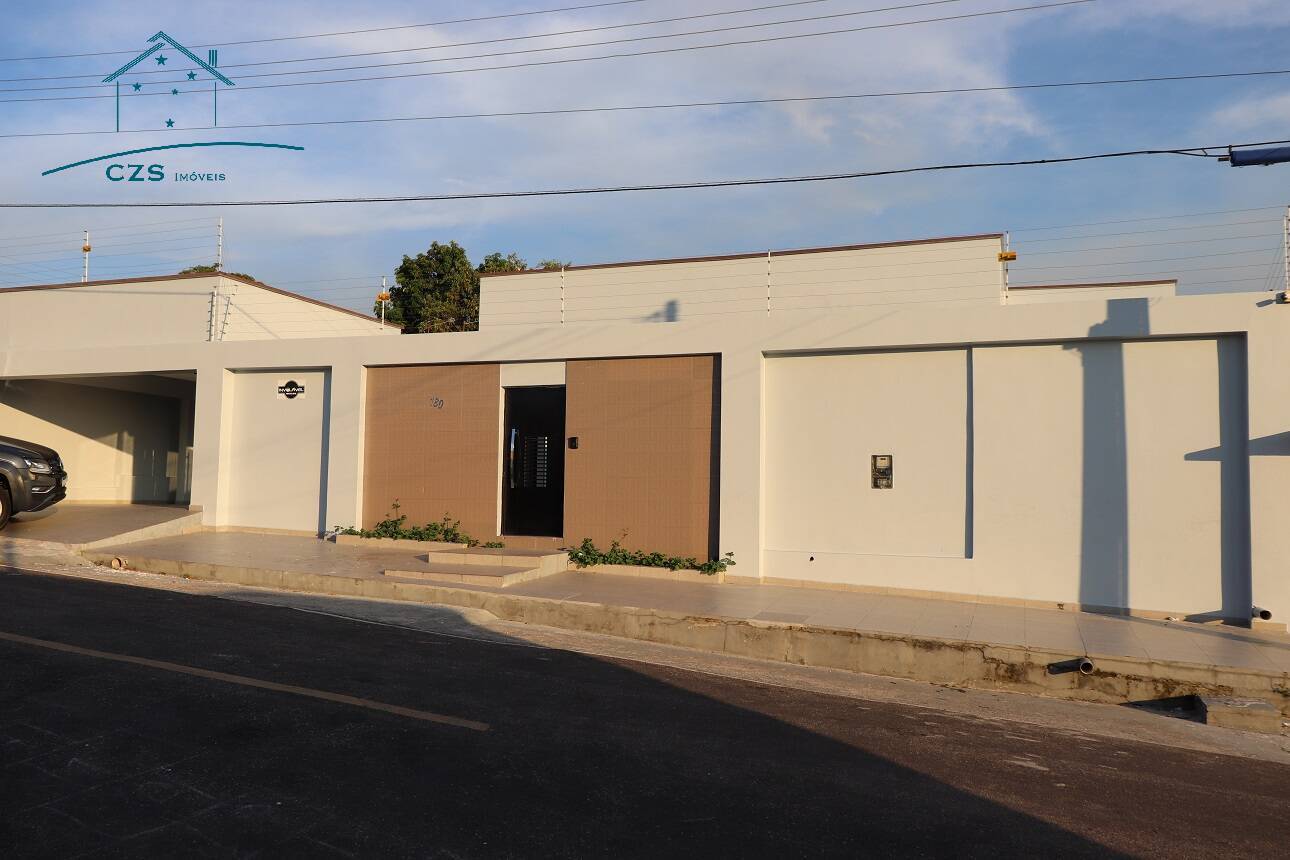 Casa à venda com 3 quartos, 469m² - Foto 2