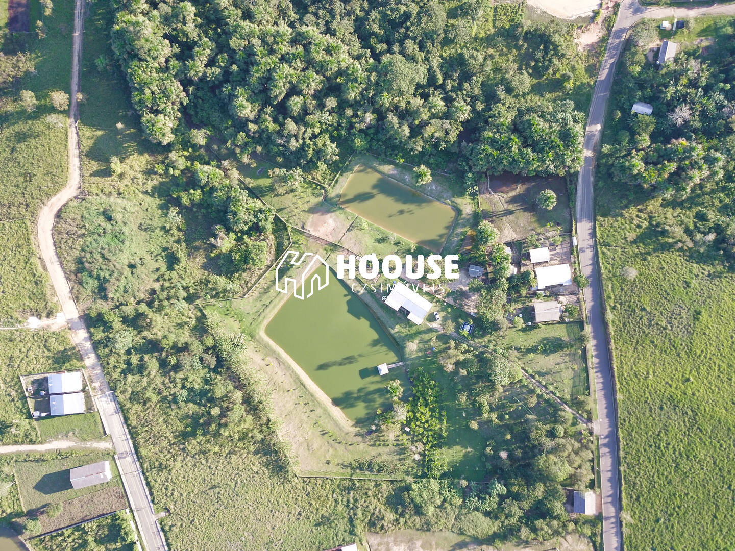 Chácara à venda com 3 quartos, 21200m² - Foto 1