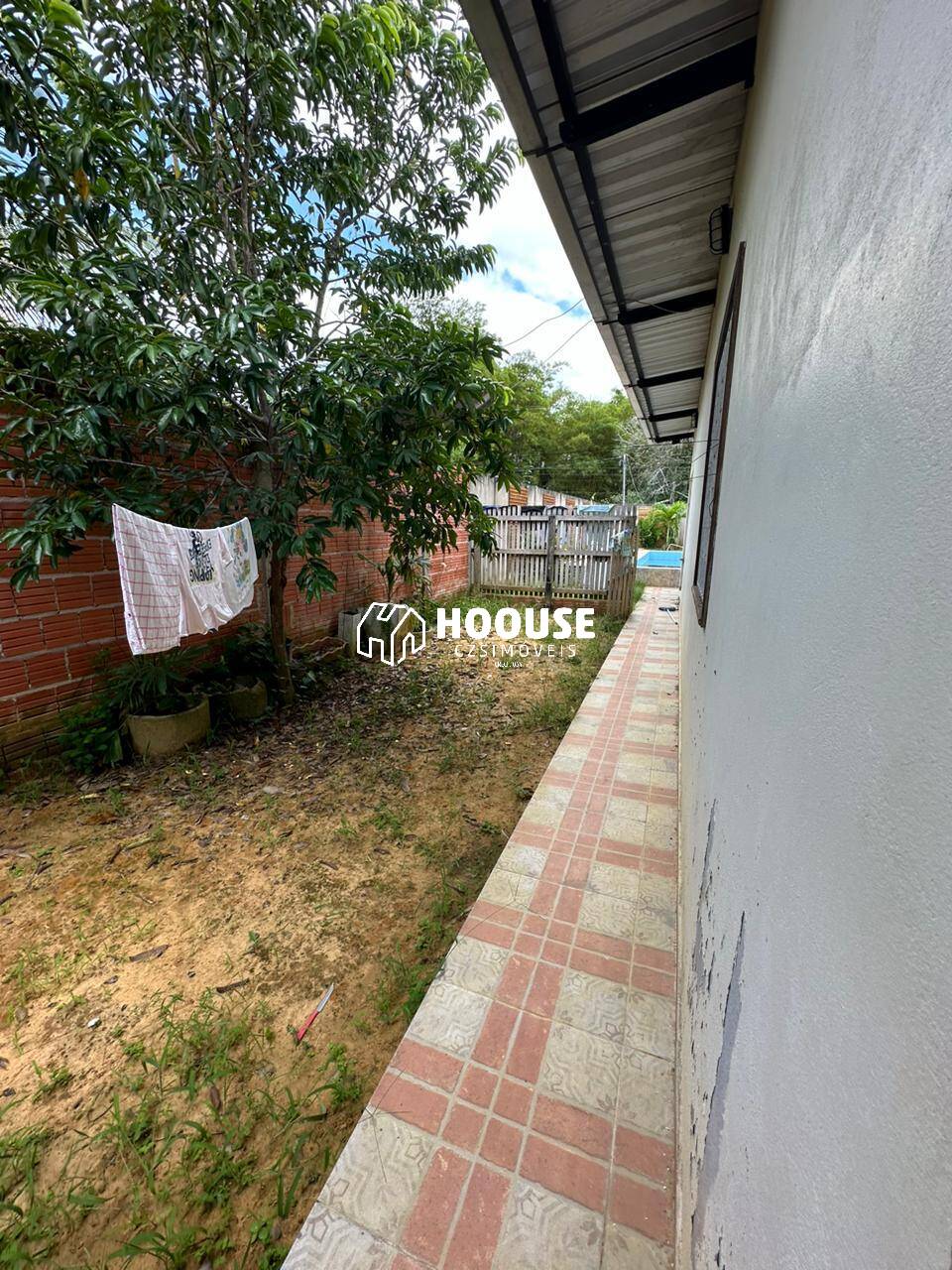 Casa à venda com 2 quartos, 300m² - Foto 3