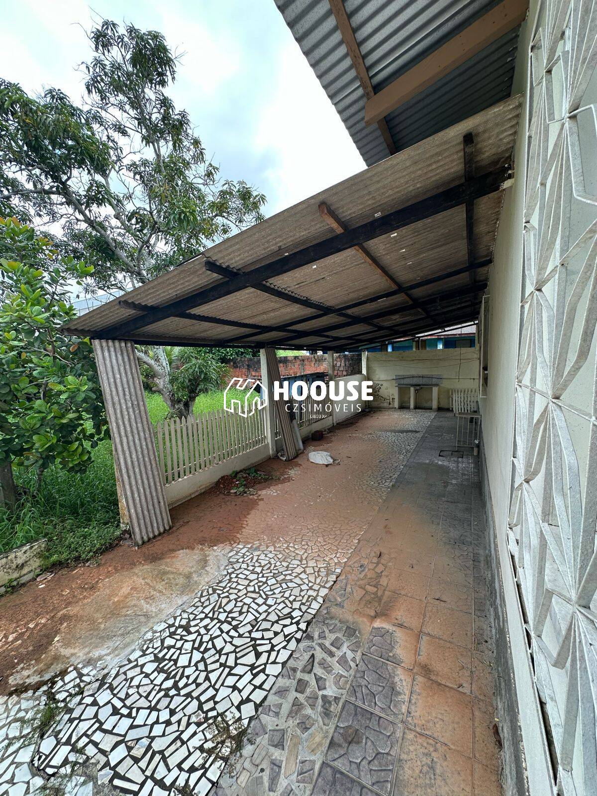 Casa à venda com 4 quartos, 600m² - Foto 4