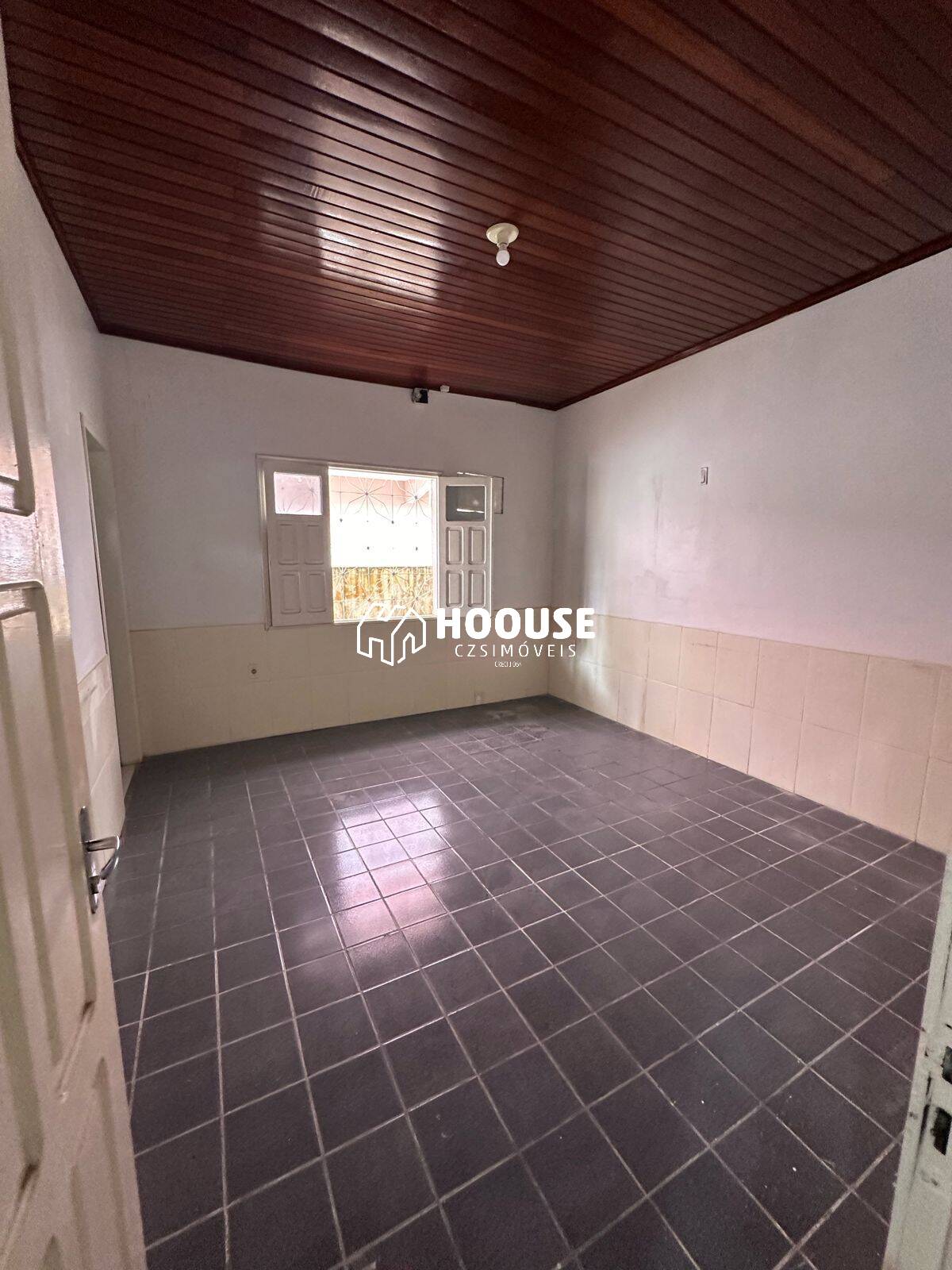 Casa à venda com 4 quartos, 600m² - Foto 16