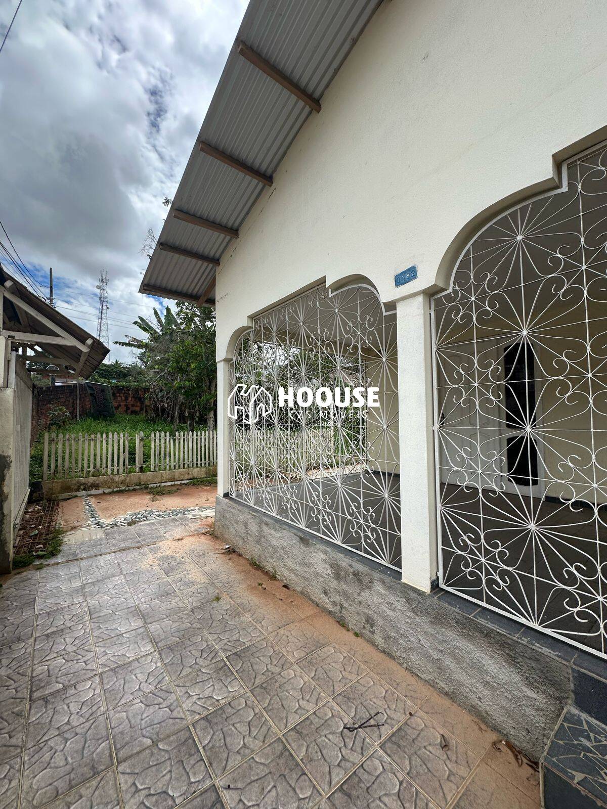 Casa à venda com 4 quartos, 600m² - Foto 3