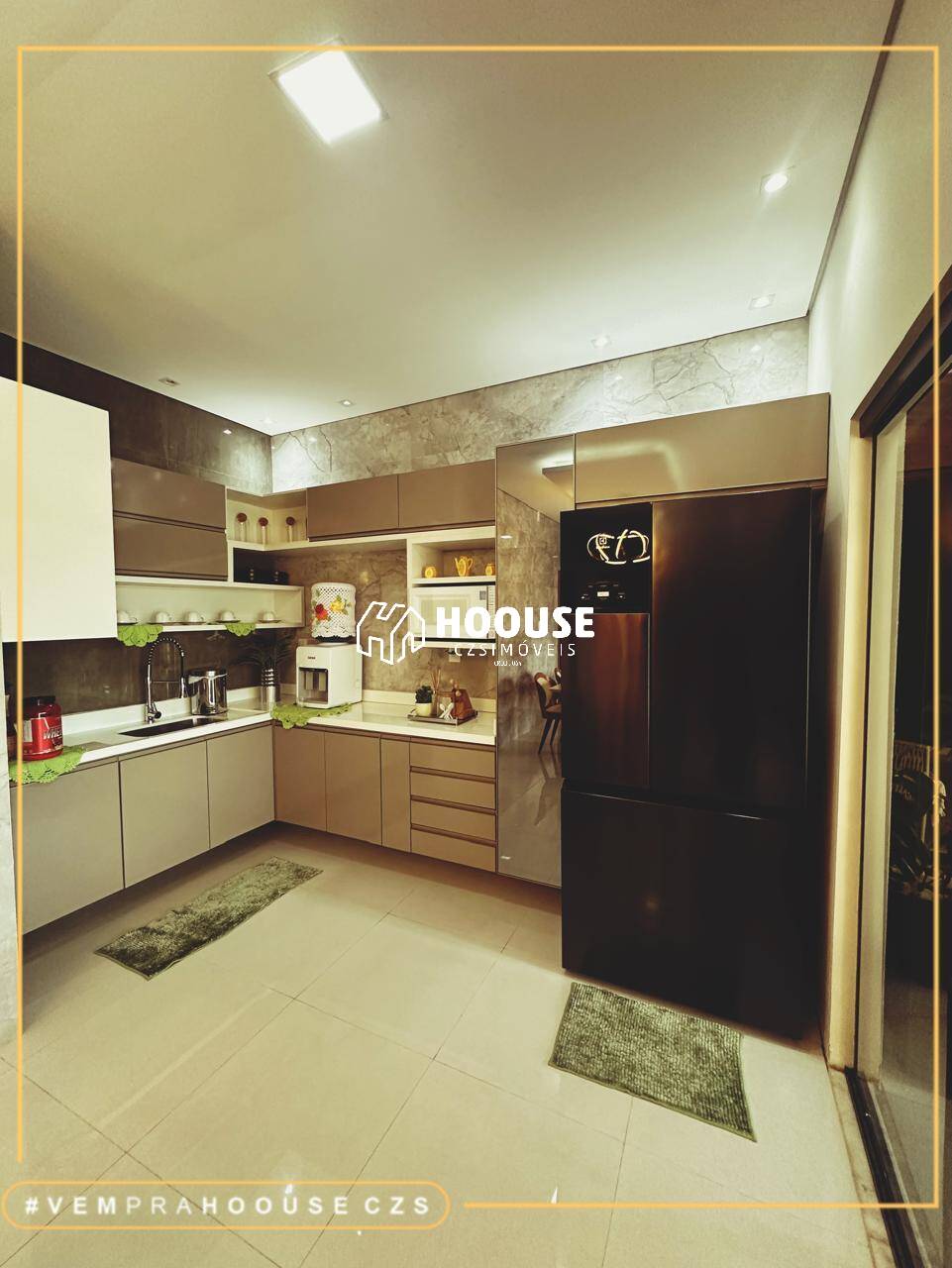 Casa à venda com 4 quartos, 228m² - Foto 7