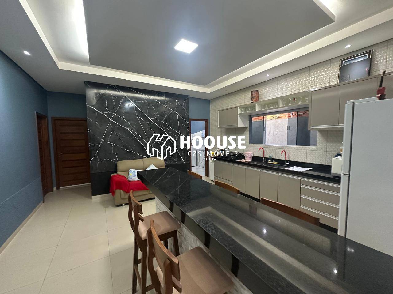 Casa à venda com 2 quartos, 130m² - Foto 3