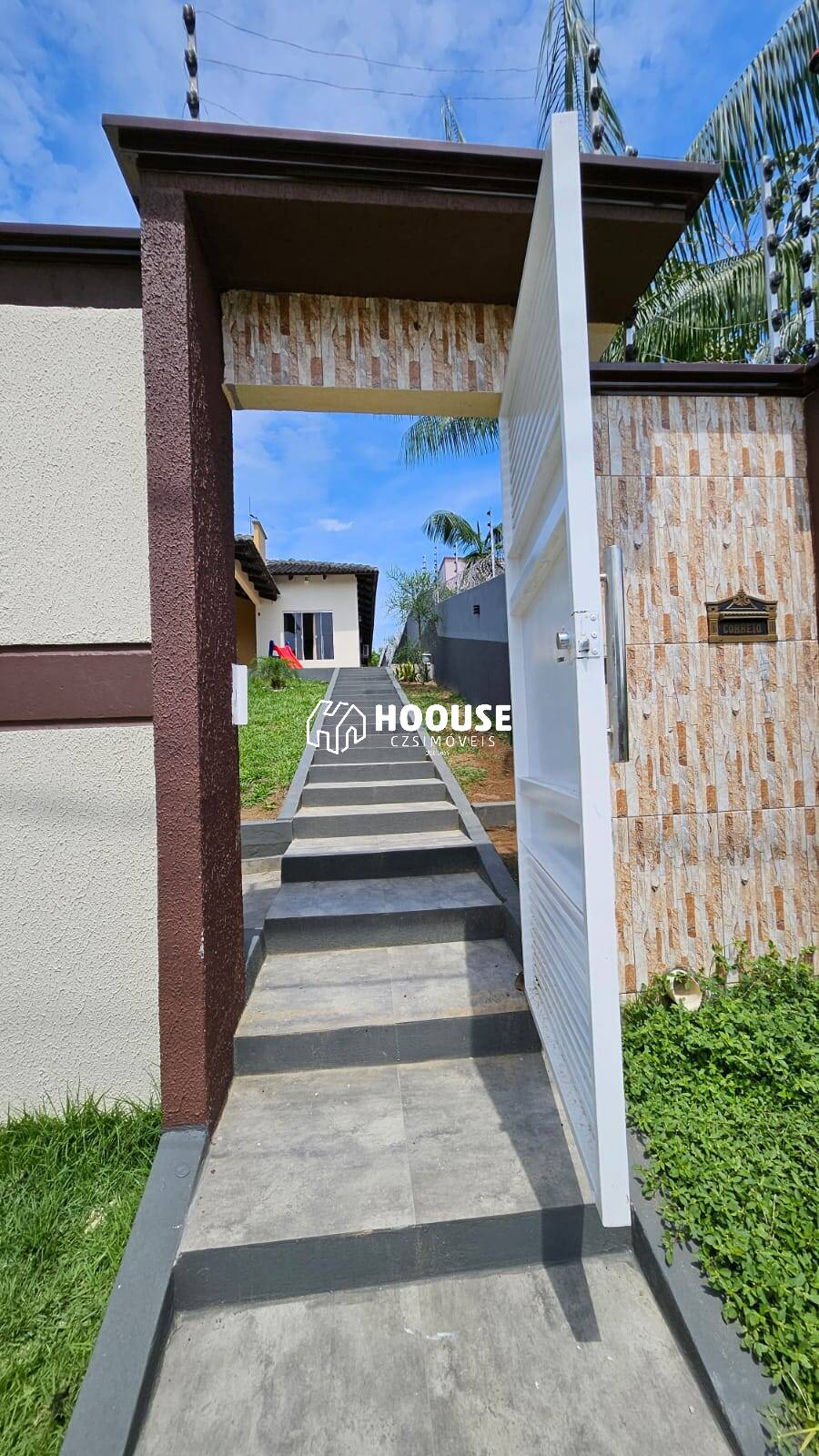 Casa à venda com 3 quartos, 200m² - Foto 11