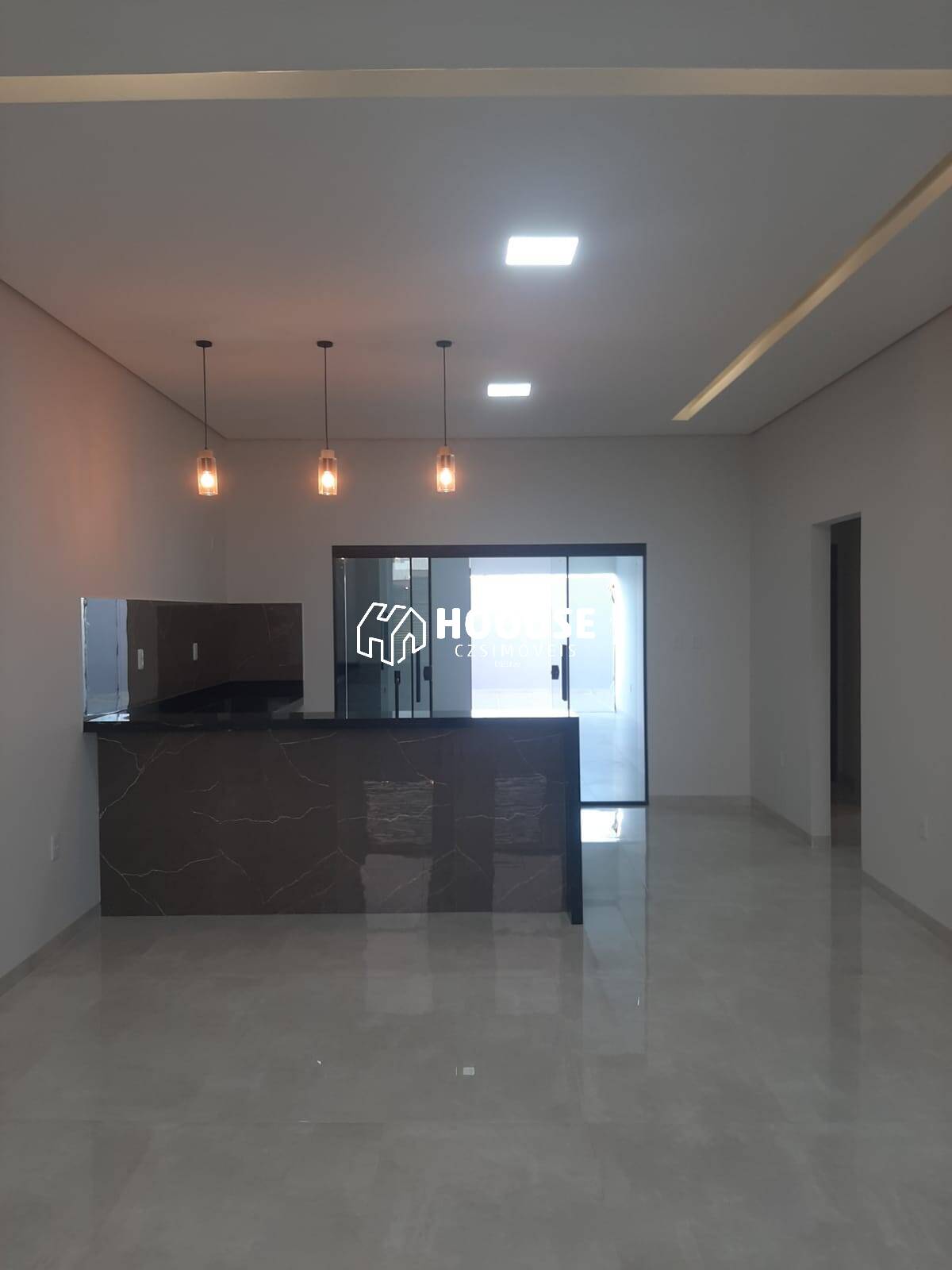 Casa à venda com 3 quartos, 163m² - Foto 4