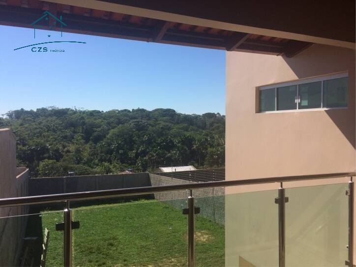 Casa à venda com 3 quartos, 225m² - Foto 5