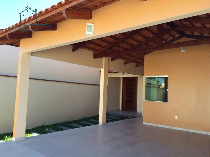 Casa à venda com 3 quartos, 225m² - Foto 3