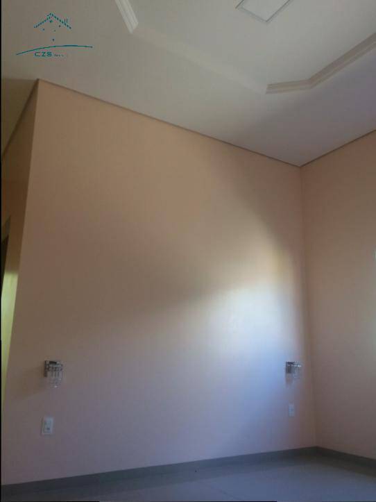 Casa à venda com 3 quartos, 225m² - Foto 14